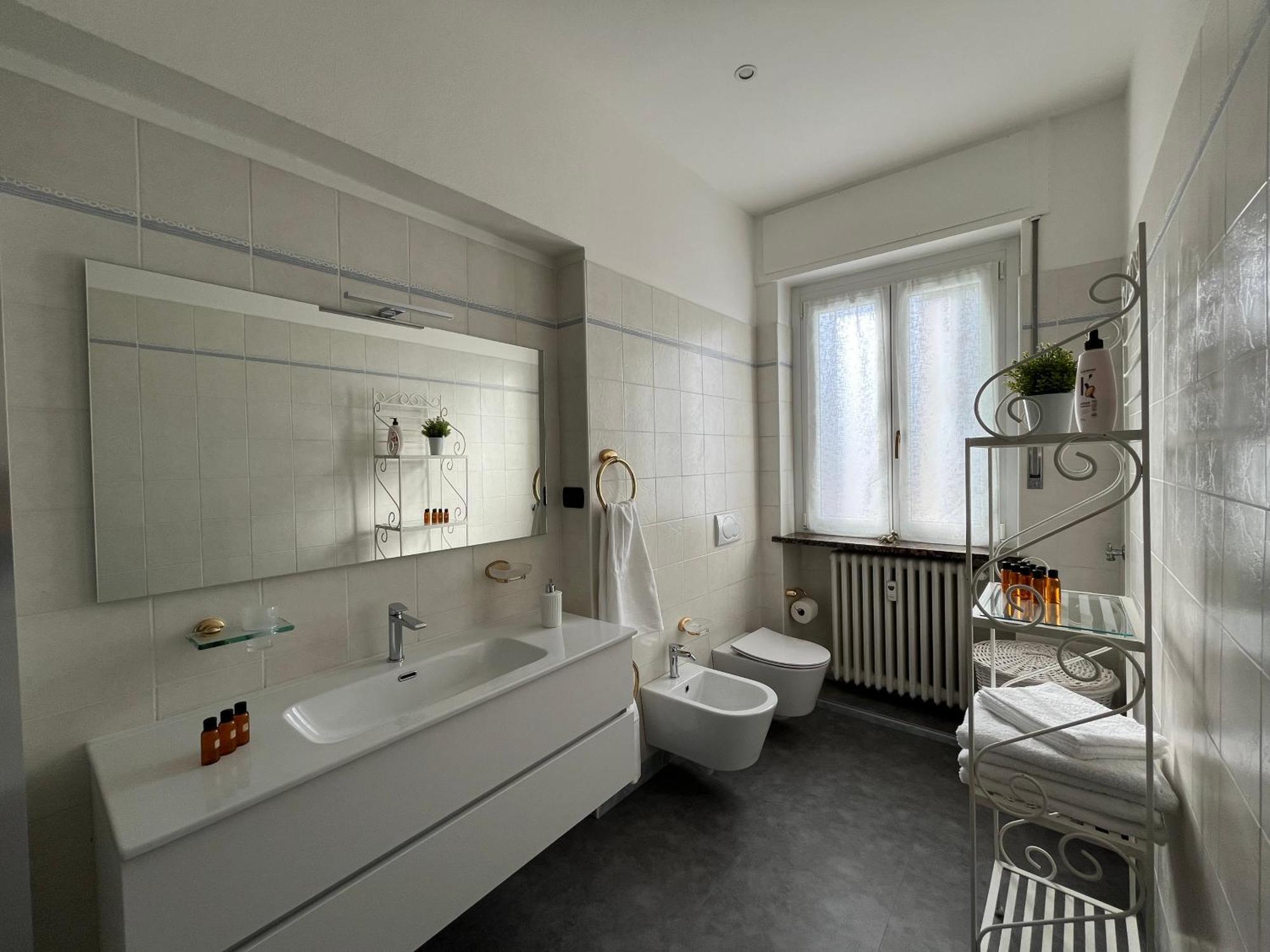 Vittore 11 Square Вербания Екстериор снимка