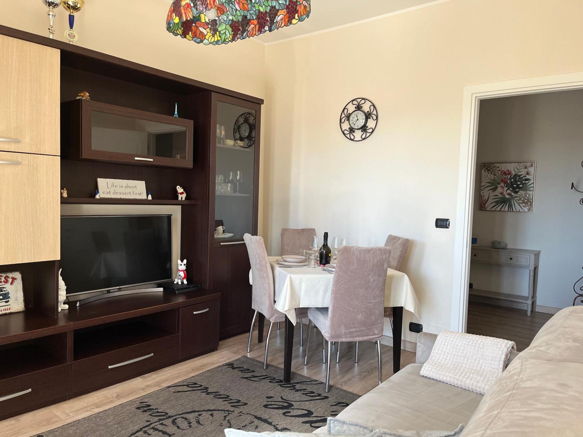 Vittore 11 Square Вербания Екстериор снимка